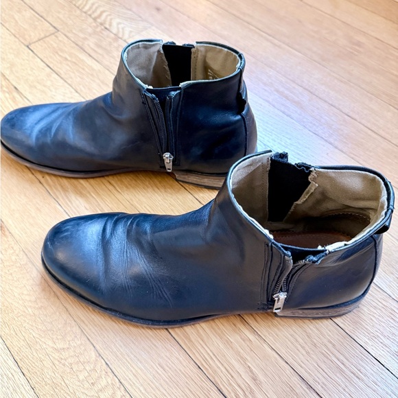 Aldo Black Leather Chukka Boots with Side Zips